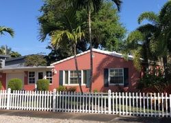 Pre-foreclosure in  NE 25TH ST Fort Lauderdale, FL 33305