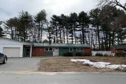 Pre-foreclosure Listing in RANDOLPH DR BANGOR, ME 04401