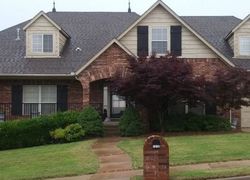 Pre-foreclosure in  N OLD NORTH PL Sand Springs, OK 74063