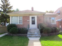 Pre-foreclosure Listing in SOUTHVIEW AVE BROOKFIELD, IL 60513