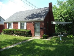 Pre-foreclosure in  BEVERLY RD Mckeesport, PA 15133