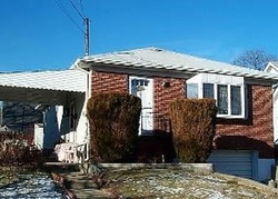 Pre-foreclosure in  SWEEZY AVE Freeport, NY 11520