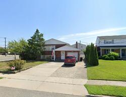 Pre-foreclosure Listing in KEARNEY AVE BETHPAGE, NY 11714