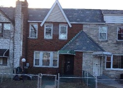 Pre-foreclosure in  198TH ST Saint Albans, NY 11412