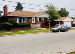 Pre-foreclosure in  S SPRINGFIELD AVE Evergreen Park, IL 60805