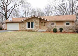  Debbie Ln, Machesney Park IL