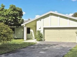 Pre-foreclosure in  CASSIA TER Fort Lauderdale, FL 33321