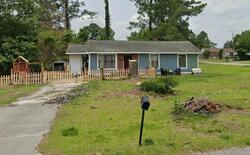 Pre-foreclosure in  ESTHER LN Jacksonville, NC 28546