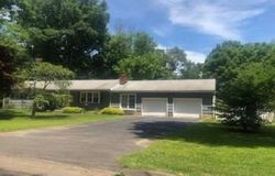 Pre-foreclosure in  BEE MOUNTAIN RD Oxford, CT 06478