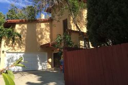 Pre-foreclosure Listing in EXCELENTE DR WOODLAND HILLS, CA 91364
