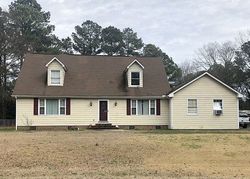 Pre-foreclosure in  BAYWOOD DR Winterville, NC 28590