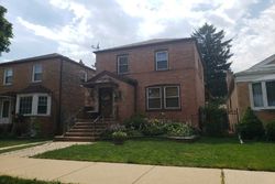 Pre-foreclosure in  S KEELER AVE Chicago, IL 60629