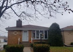 Pre-foreclosure Listing in FORSTER AVE SCHILLER PARK, IL 60176