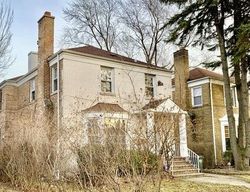 Pre-foreclosure Listing in N KEDVALE AVE LINCOLNWOOD, IL 60712