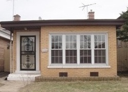 Pre-foreclosure in  S SAWYER AVE Chicago, IL 60629