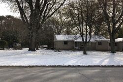  Woods Rd, Muskego WI