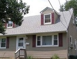 Pre-foreclosure Listing in BILLINGS AVE PAULSBORO, NJ 08066