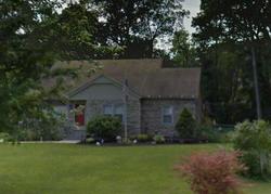  Round Hill Rd, Bristol CT