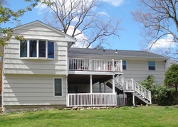 Pre-foreclosure in  RAVEN RD Trumbull, CT 06611