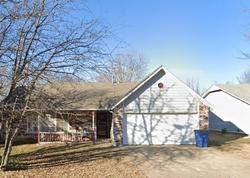 Pre-foreclosure in  E 35TH ST Tulsa, OK 74146