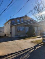 Pre-foreclosure in  COOMBS ST Springfield Gardens, NY 11413
