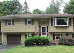 Pre-foreclosure Listing in GROVE ST HARRIMAN, NY 10926