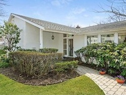  Broadfield Rd, New Rochelle NY