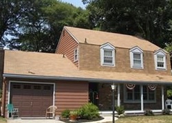  Ollerton Rd, Paulsboro NJ