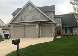 Pre-foreclosure in  PFINGSTEN RD Glenview, IL 60026