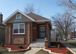 Pre-foreclosure in  N MENARD AVE Chicago, IL 60639