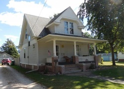 Pre-foreclosure Listing in SILVER ST GALESBURG, IL 61401