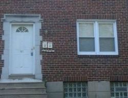 Pre-foreclosure in  W ABBOTTSFORD AVE Philadelphia, PA 19144