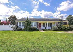 Pre-foreclosure in  HIGHLAND CT Linwood, NJ 08221