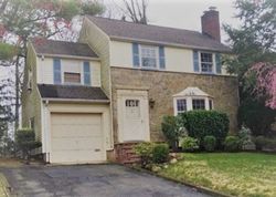 Pre-foreclosure in  NORTH AVE Fanwood, NJ 07023
