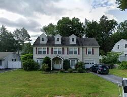 Pre-foreclosure in  SUN DANCE RD Stamford, CT 06905