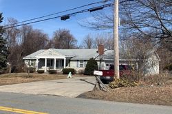 Pre-foreclosure Listing in BERLIN RD MARLBOROUGH, MA 01752