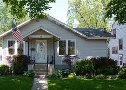 Pre-foreclosure Listing in W SCHOOL ST VILLA PARK, IL 60181