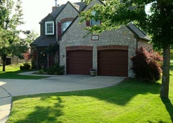 Pre-foreclosure in  N BATTLE CREEK DR Broken Arrow, OK 74012