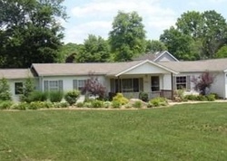 Pre-foreclosure in  LOGAN GATE RD Youngstown, OH 44505