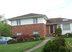  Chelsea Dr, Syosset NY