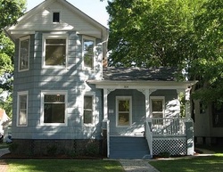 Pre-foreclosure in  W WASHINGTON ST Streator, IL 61364