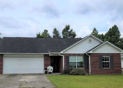 Pre-foreclosure in  MORNINGSIDE LN Milton, FL 32583