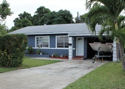 Pre-foreclosure in  44TH ST West Palm Beach, FL 33407