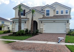 Pre-foreclosure in  CARRICK BEND DR Kissimmee, FL 34746