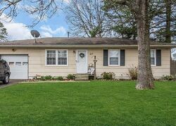 Pre-foreclosure in  BOWSPRIT RD Manahawkin, NJ 08050