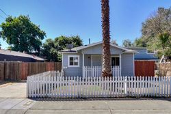 Pre-foreclosure in  ELEANOR AVE Sacramento, CA 95815