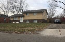 Pre-foreclosure in  LEACH DR Columbus, OH 43207