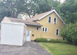 Pre-foreclosure in  CROSSFIELD RD Rochester, NY 14609