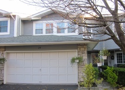 Pre-foreclosure in  HAMPSHIRE CT Holbrook, NY 11741