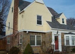 Pre-foreclosure Listing in LAKEVIEW AVE LYNBROOK, NY 11563